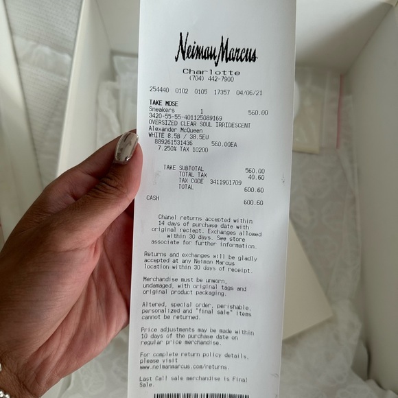 Women’s ALEXANDER MCQUEEN SZ 38 (8) - Picture 9 of 10